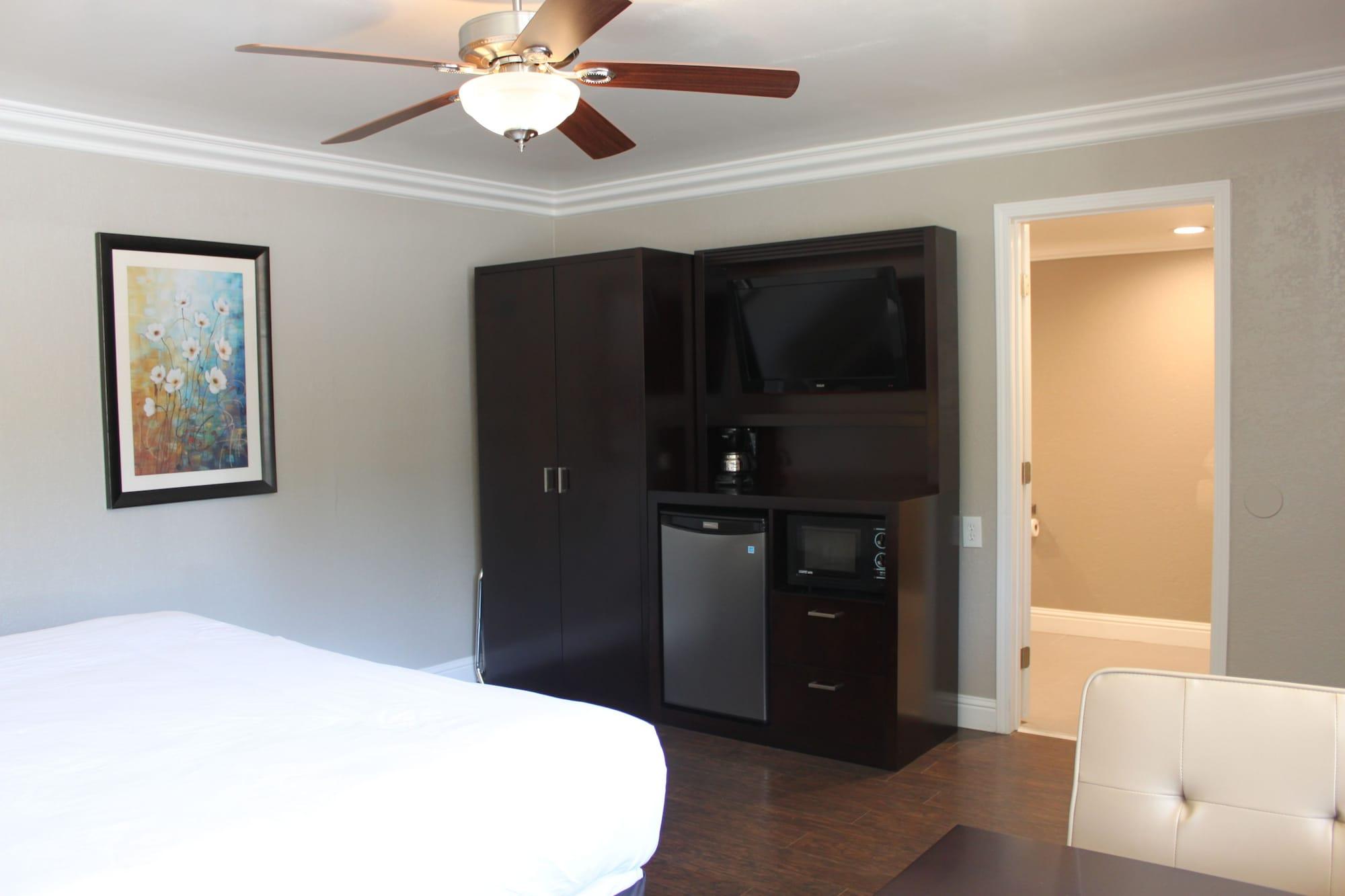 Inn At Highway 1 Ломпок Екстериор снимка